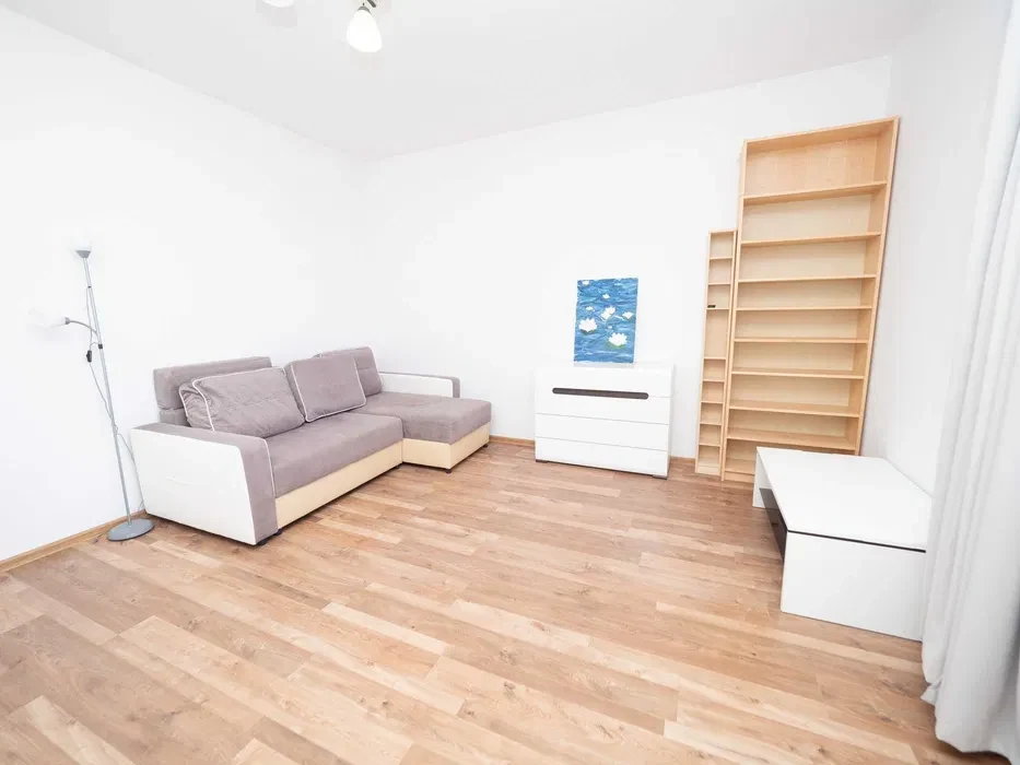 Studio + kuchnia, 45m2, ul Krzemionki, Podgórze - 1/8