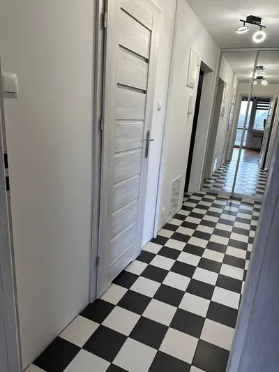 Wynajmę 2 pok. mieszkanie na Saskiej Kępie - miniatura 2