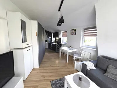Ładne 2-pok 32m.kw w bloku Grunwald ul.Grunwaldzka/ Bułgarska 2100zł ! - miniatura 3