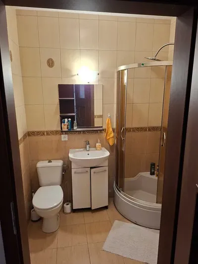 Wynajmę pokój-świetna lokalizacja, dostępny od zaraz - miniatura 5