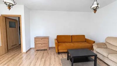 2 osobne pokoje z oddzielną kuchnią, balkon, winda! opcjonalnie miejsce postojowe