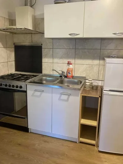 Mieszkanie do wynajęcia ul. Turonia Kampus UJ dwa pokoje umeblowane - miniatura 3