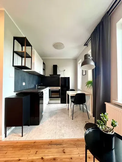 Nowa kawalerka blisko centrum - miniatura 2