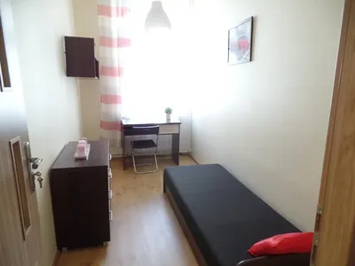 Pokój jednoosobowy. Ścisłe centrum, 3go maja. Żadnego "czynszu"!