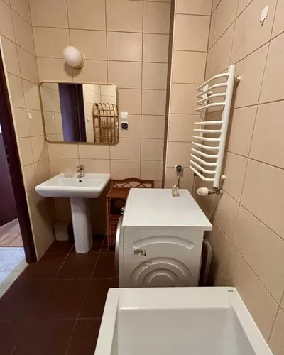 3500zł, 3 pokojowe, umeblowane, od zaraz. Dobra lokalizacja: Ruczaj (Lipińskiego 13), oferta właściciela. - miniatura 5