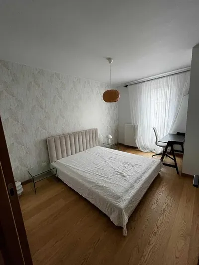 Mieszkanie praga-południe 49m2 3-pokojowe z garderobą i balkonem + garaż - miniatura 2