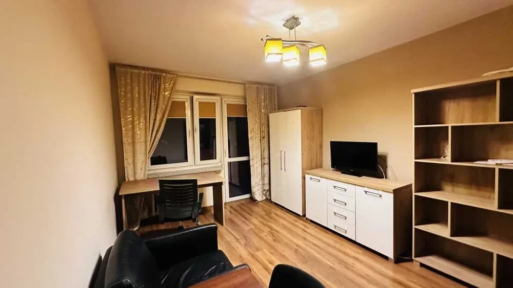 Pokój 1- osobowy przy ul. Dąbrowskiego, z balkonem - 1/7