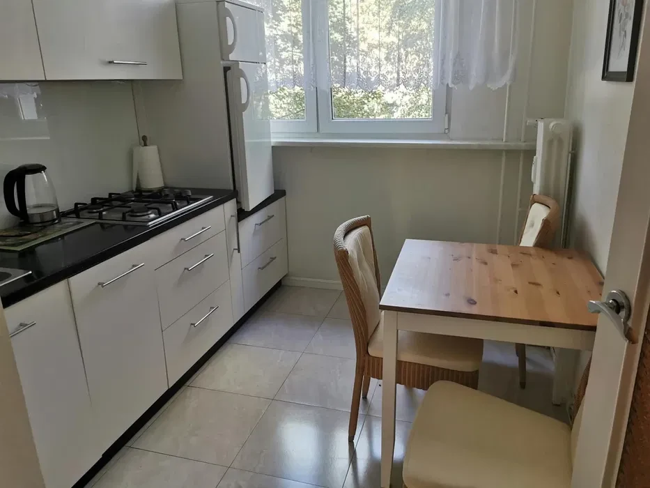 Do wynajęcia komfortowe mieszkanie 2-pokojowe, okolice Magnolii, 2500 zł - 1/6