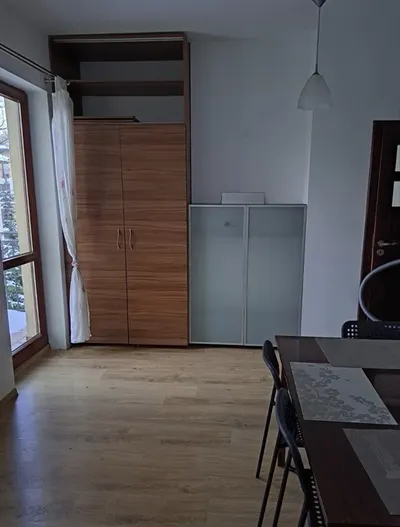 Wynajme mieszkanie 40m cicha spokojna okolica , blisko las - miniatura 2