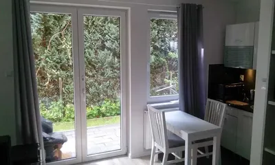 Nowoczesna kawalerka z ogródkiem - Rondo Mogilskie - miniatura 2
