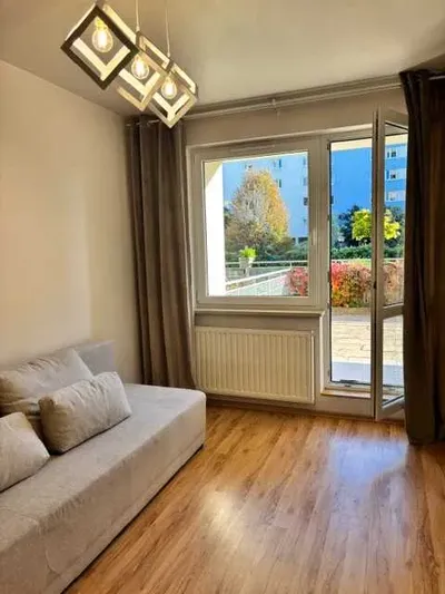 Dwupokojowe mieszkanie os. Oświecenia 44m2 z tarasem