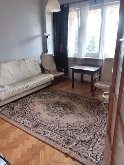 Wynajmę pokój w mieszkaniu przy skwerze Kościuszki w Gdyni