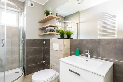 Wyposażone apartamenty z aneksem kuchennym i łazienką, Twoja przestrzeń bez współlokatora – blisko uczelni, z ogrodem - miniatura 2