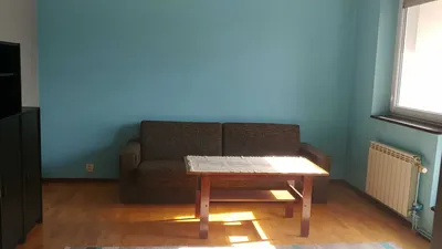 Do wynajęcia piętro domu jednorodzinnego , dwa pokoje , salon z kuchnią , łazienka. - miniatura 4