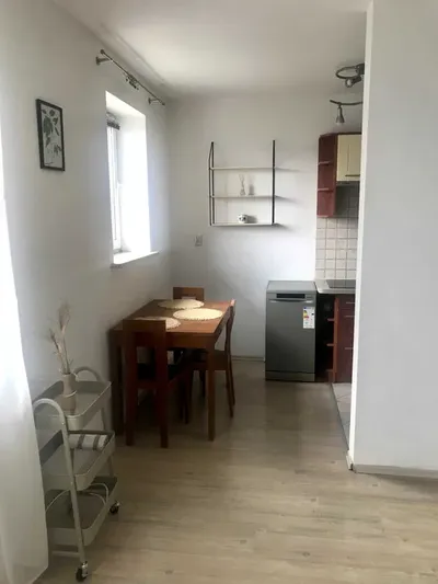 Przytulne mieszkanie z balkonem | 33 m2 | ul. Ostatnia (przystanek Białucha) | od 1 października - miniatura 3