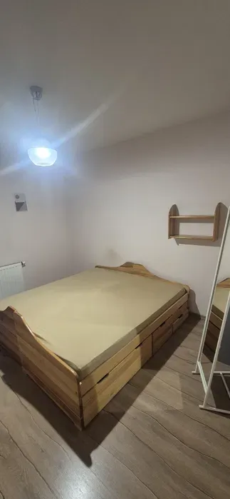 Pokój jednoosobowy lub dwuosobowy z balkonem - miniatura 2