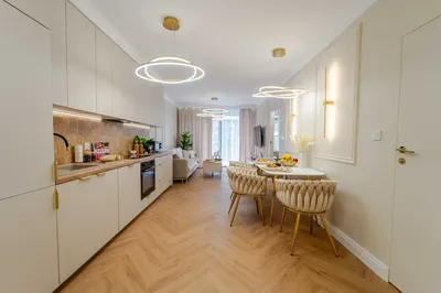 Przestronny, klimatyzowany apartament z dużym balkonem – wysoki standard obok Uniwersytetu Medycznego - ul. Szeligowskiego