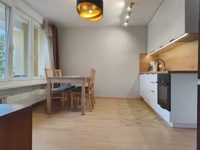 Wynajmę M4 po remoncie: salon + 3 pokoje, | blisko DTŚ | 3 piętro balkon | zero prowizji