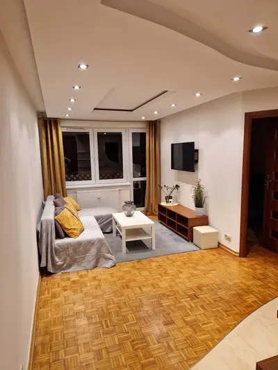 Słoneczne wygodne mieszkanie do wynajęcia z widokiem na Toruń-centrum - miniatura 2