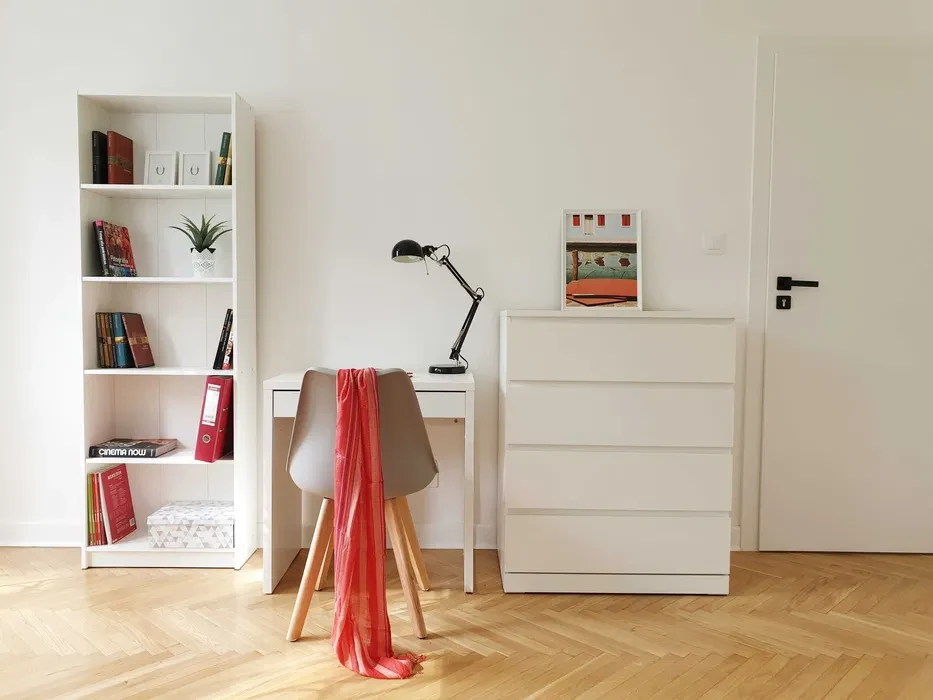 Bezpośrednio 3-pokojowe mieszkanie z oddzielną kuchnią ul. Pawia 32 - 1/8