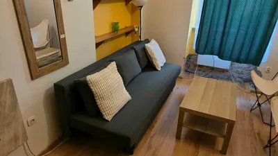 kawalerka z antresolą w centrum ul. Sebastiana - miniatura 4