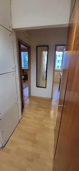 Mieszkanie w centrum z własnym parkingiem - miniatura 4