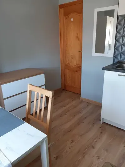 Pokój jednoosobowy z aneksem kuchennym Gdynia Orłowo - miniatura 4