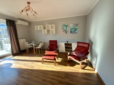 Mieszkanie 58 m² na Bemowie – metro, klimatyzacja, balkon, komórka lokatorska, parking - miniatura 4