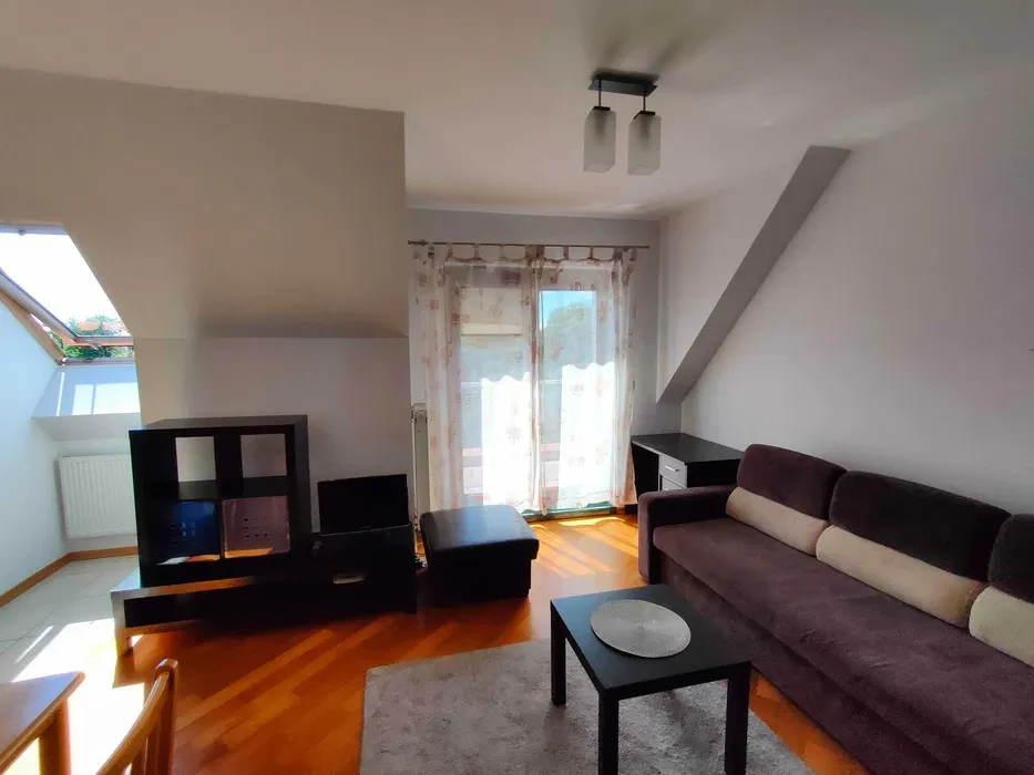 Komfortowa kawalerka 28m2, Pl. Powstańców Śląskich; Rondo Verona - 1/7
