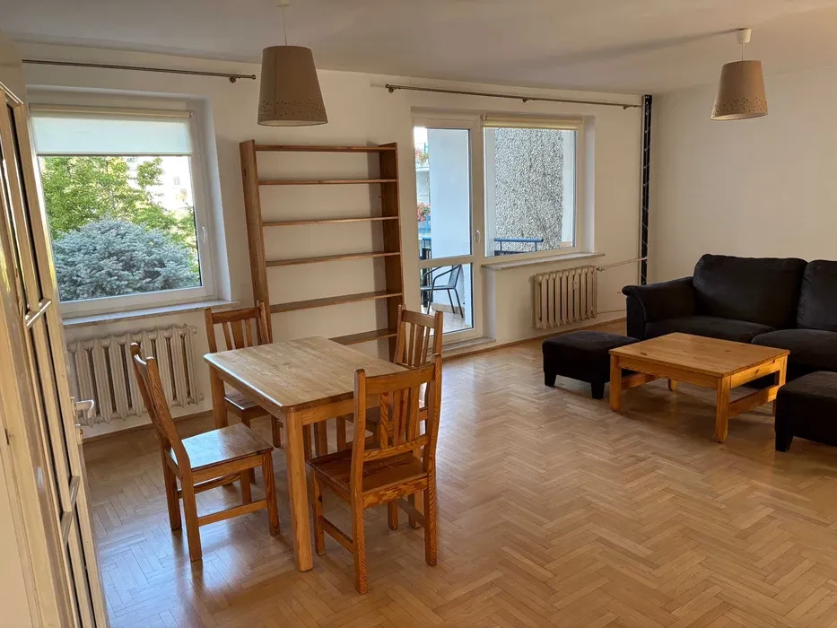 Mieszkanie 4 pokoje Ursynów - 1/8