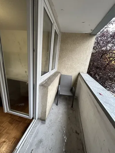 Pokoj dla jednej osoby. Wolny. Dokonale polozony. Balkon. - miniatura 5