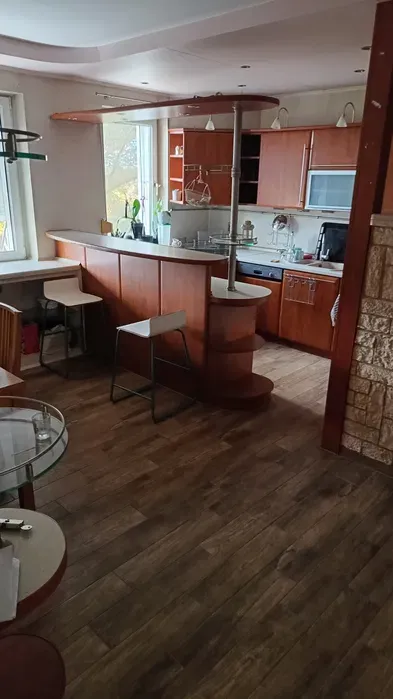 Mieszkanie trzypokojowe do wynajęcia - miniatura 4