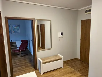 Mieszkanie 58 m² na Bemowie – metro, klimatyzacja, balkon, komórka lokatorska, parking - miniatura 5
