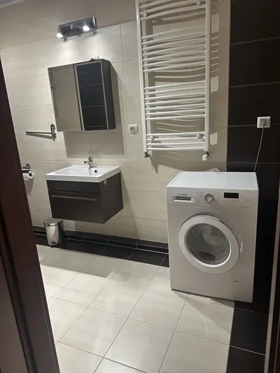 Mieszkanie na wynajem w centrum Jeżyc z tarasem - miniatura 5