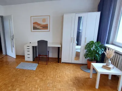 Słoneczny pokój w 3pokojowym mieszkaniu - miniatura 4