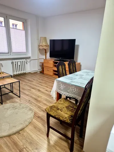 Mieszkanie Wynajem 36m2 KRAKÓW NOWA HUTA os. JAGIELLOŃSKIE Centrum - miniatura 4