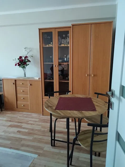Wynajmę mieszkanie - 1/2