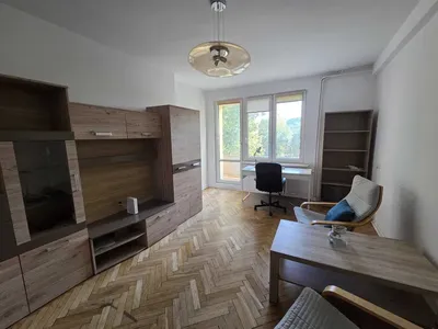 Studentce piękny pokój z balkonem blisko uczelnie - miniatura 3