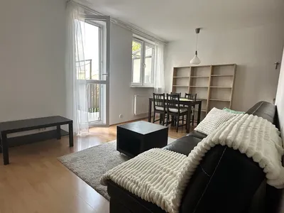 Okolice placu Szembeka, 2 duże pokoje, balkon, winda - miniatura 2