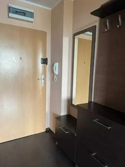 Bezpośrednio wynajmę kawalerkę w apartamentowcu przy ul.Strzegomskiej - miniatura 5