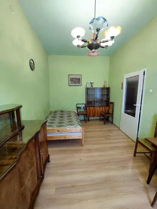 2 pokoje + osobna kuchnia | 36 m² | al. 1 Maja 50 | UMED - 1/7
