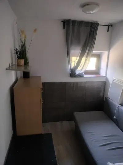 Pokój jedynka,bez kaucji 850 zl