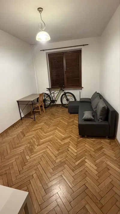 Pokoj 15m2- polecam! Okres zimowy- 1200/1250 okres letni 1000/1100zl - miniatura 2