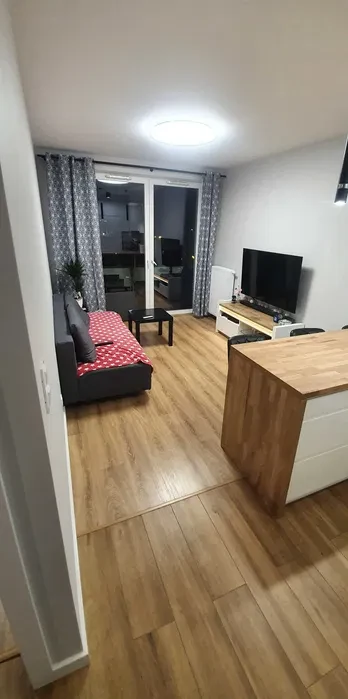 Wynajmę mieszkanie 39 m2 ul. Daniszewska - Viva Garden - 1/8