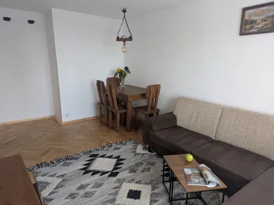 Duże rozkładowe umeblowane mieszkanie dwupokojowe M3 z balkonem, osobne: kuchnia, 2 pokoje, łazienka oraz WC, Łódź Bałuty, ul. Prusa 6 - miniatura 2