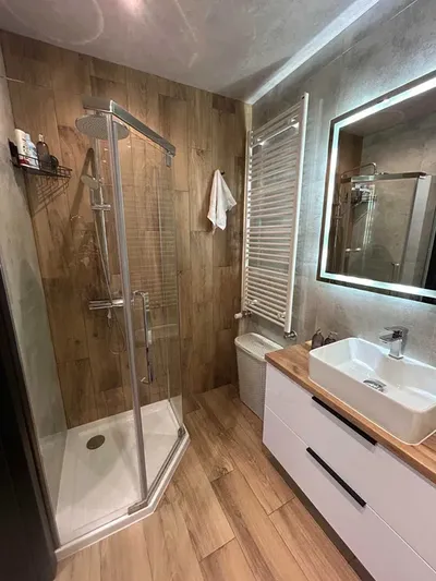 2 pokojowe | 42m | ul. Powstańców | Klimatyzacja | Balkon | Wysoki standard - miniatura 3