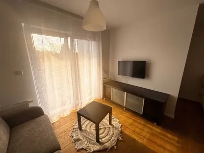 Na wynajem jasne mieszkanie 42 m2 położone w spokojnej, zielonej częsci Ursynowa - miniatura 3