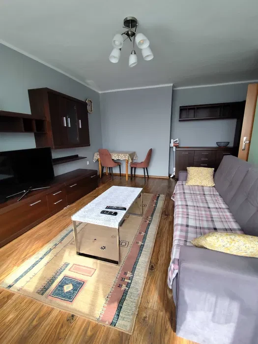 Wynajmę przytulne mieszkanie 2 pokojowe z balkonem na Osiedlu Tysiąclecia - 1/21