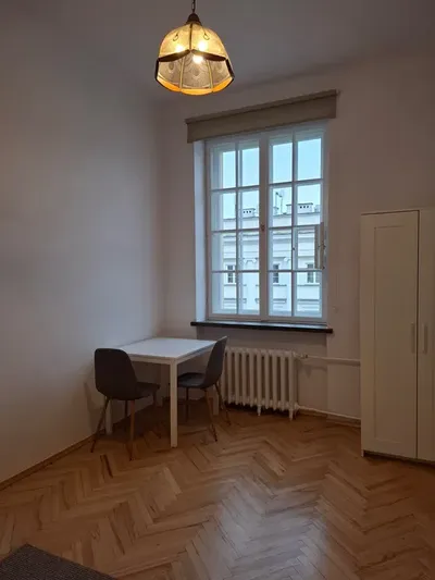 Wynajem mieszkania na Nowym Świecie - miniatura 4