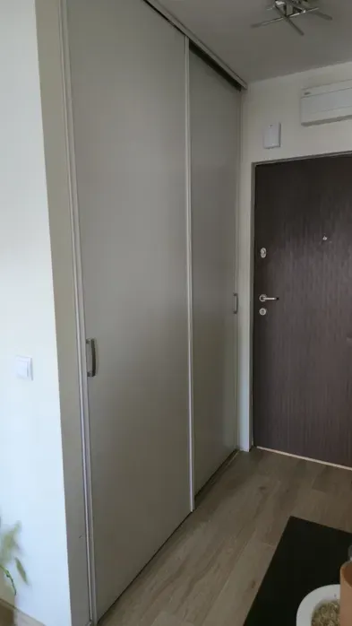 Kawalerka 32m2 METRO Bemowo, garaż, internet, winda, wyposażona- od zaraz! - miniatura 4